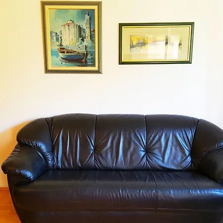Dinola Apartamento