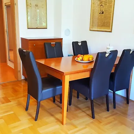 Dinola Apartamento *